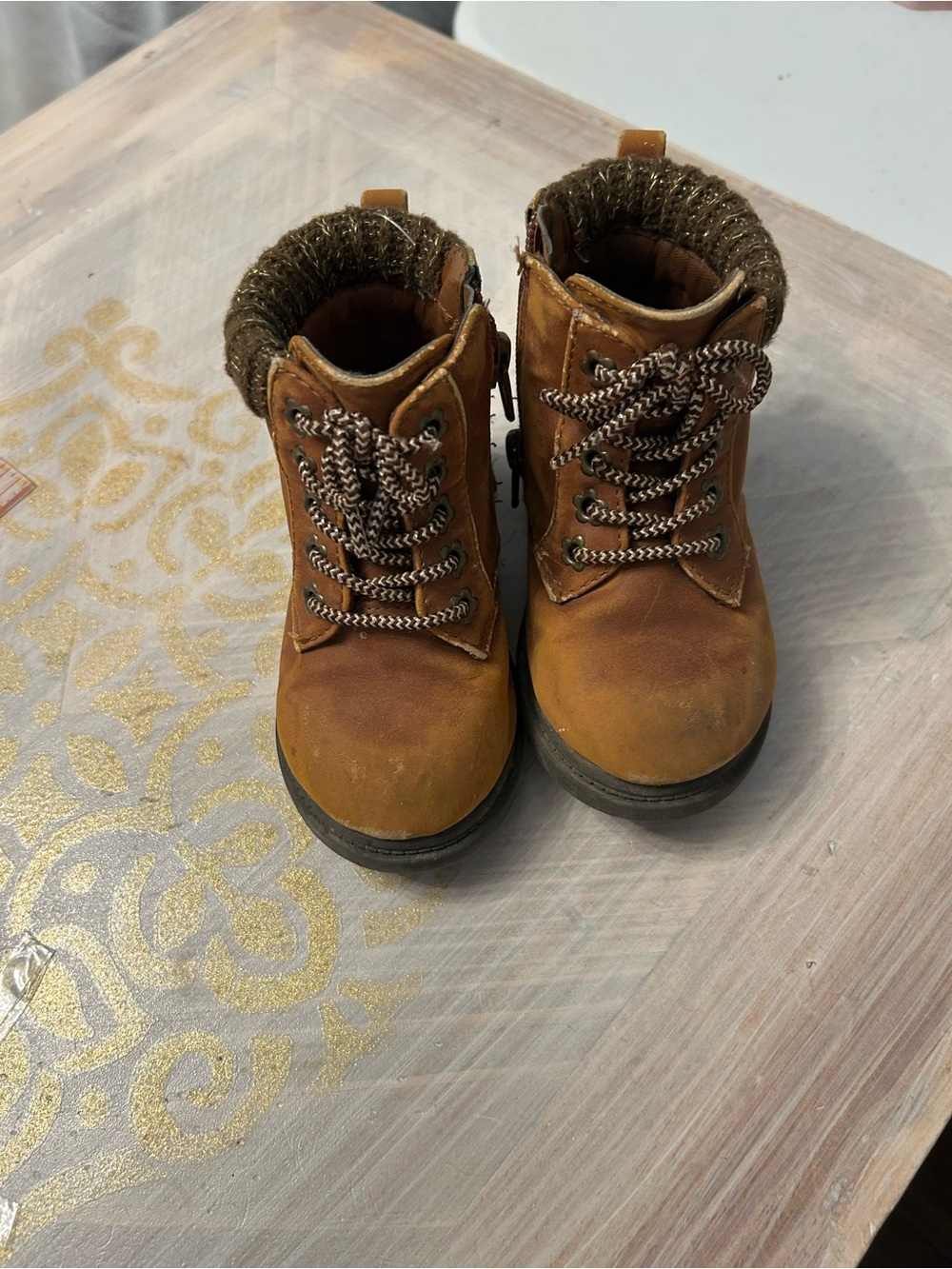 Kids Brown Zip up Winter Boots